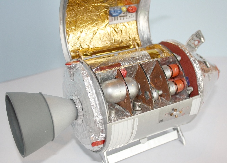 Revell CSM 1:48 CSM48006